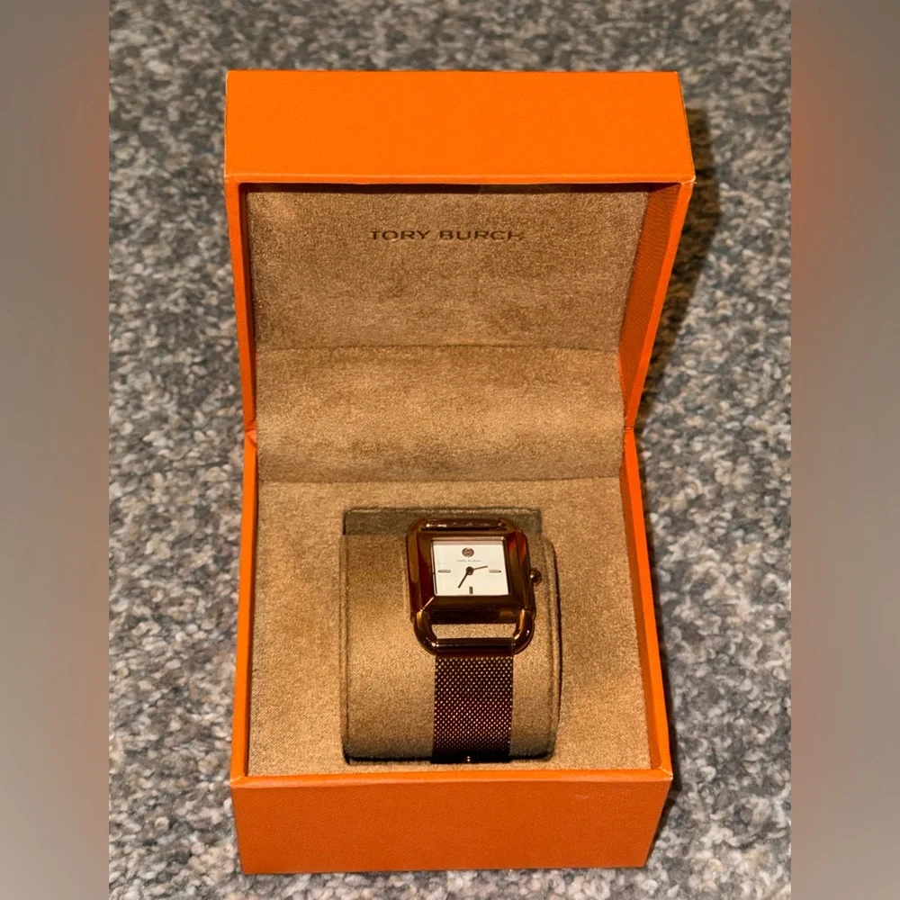 Tory Burch The Phipps Rose Gold Tone Watch - Picture 6 of 12